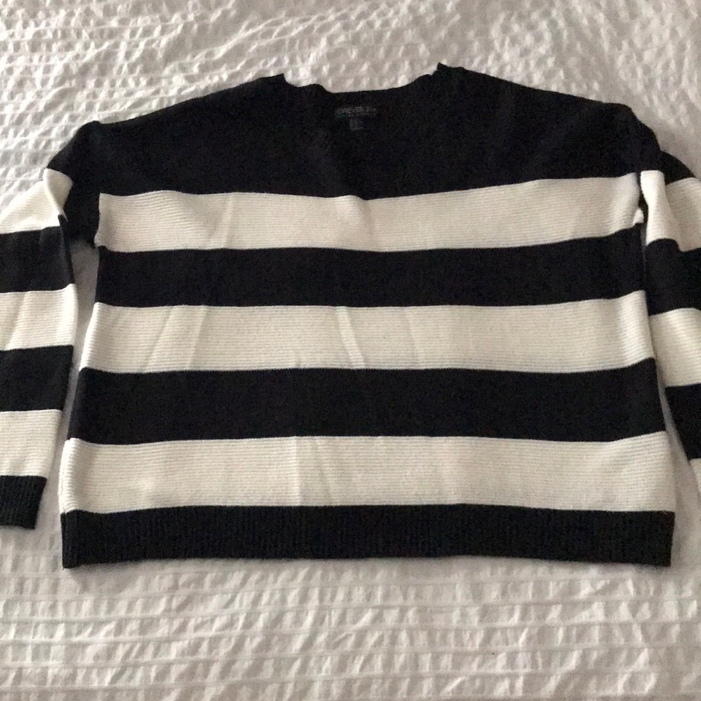 Striped Knit Sweater - B&W